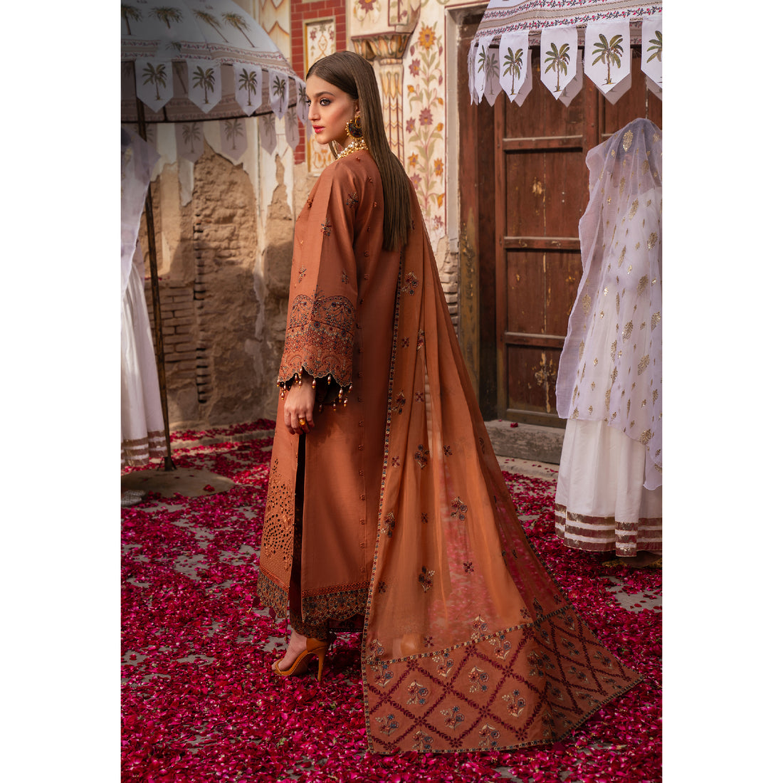 3 Piece Un-Stitched Embroidered Organza Lawn Collection - D-07 Manat