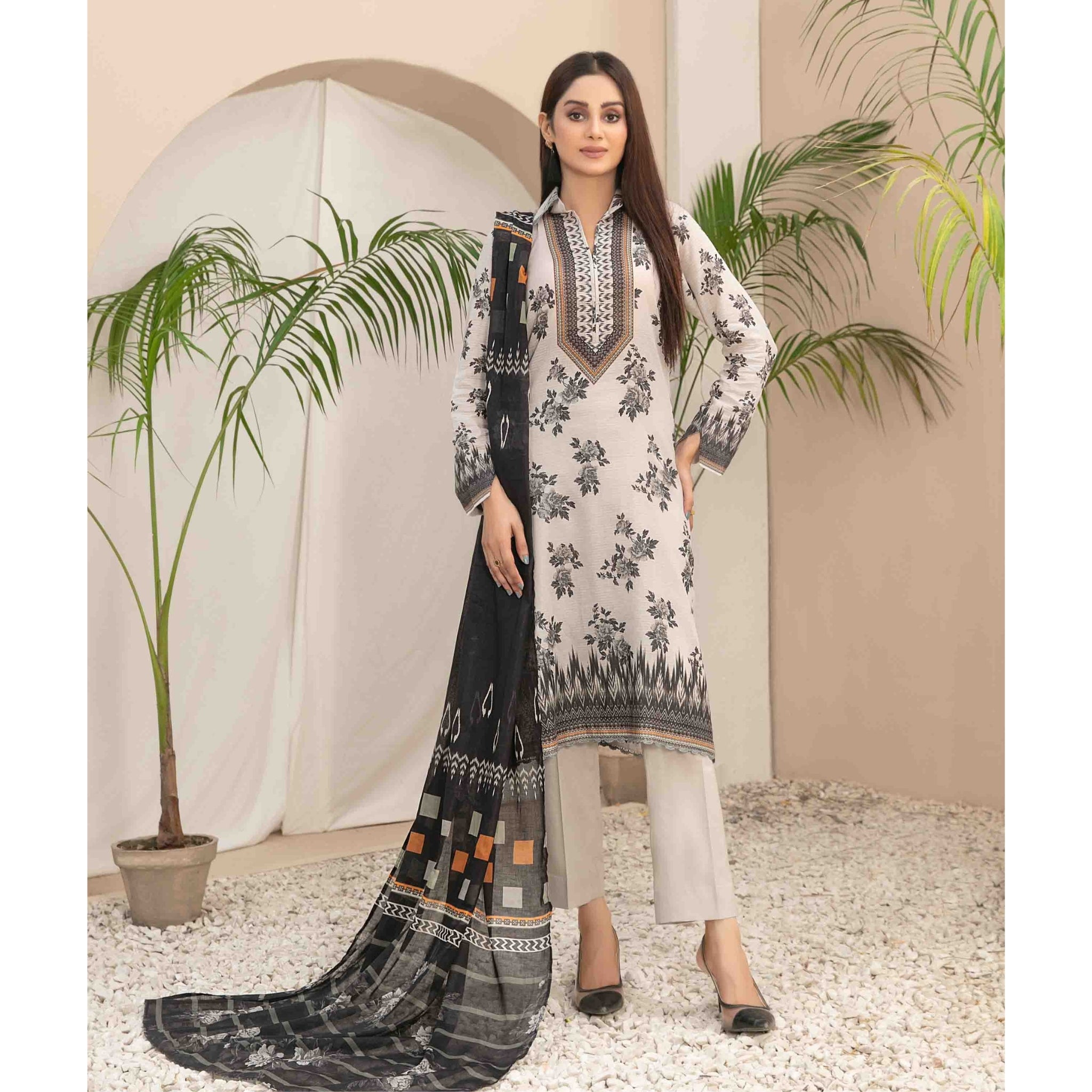 Tiyani Vol 01 | 3 Pcs Unstitched Printed Lawn By Tawakkal |D-3591